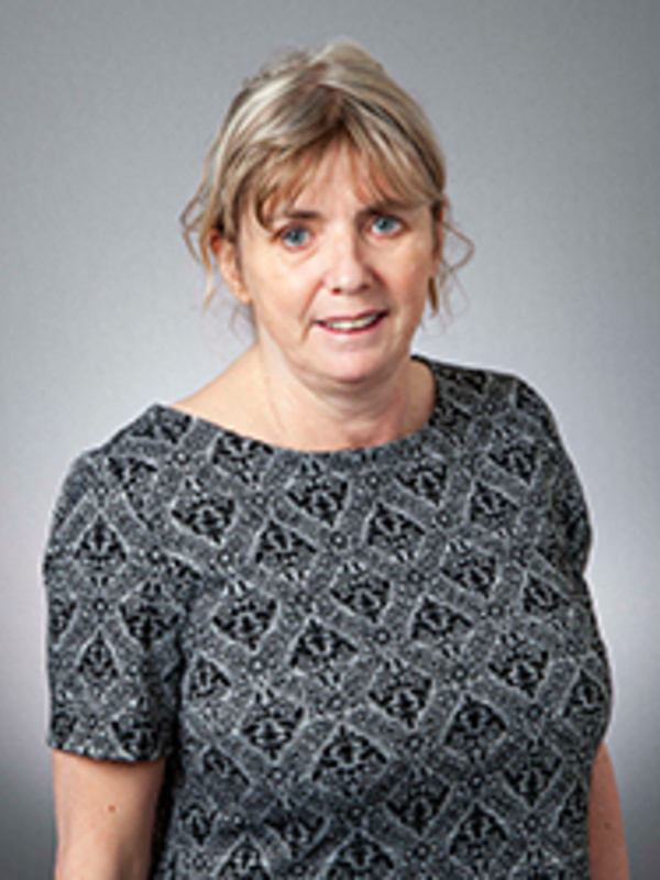  Alison Read